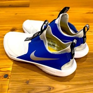 Nike shoes, worn 3-4 times, size 6 Y
